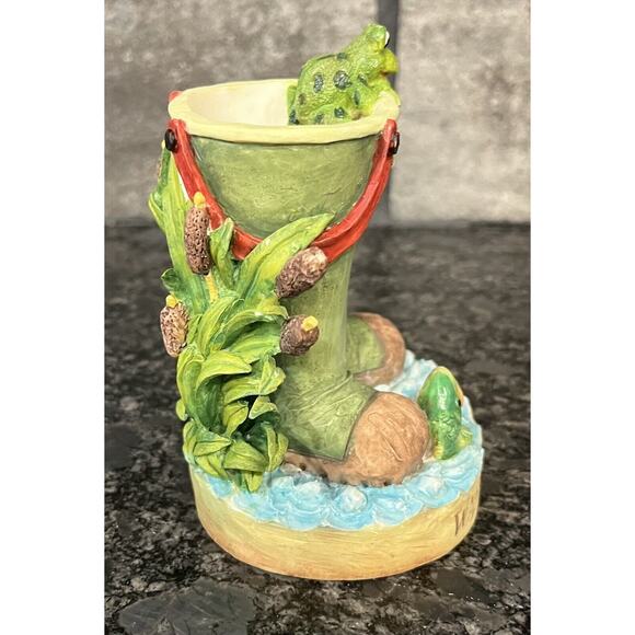 Enesco Moose Creek Crossing “Wading For the Big One” Waders Vase 1995 Frogs - Picture 5 of 8